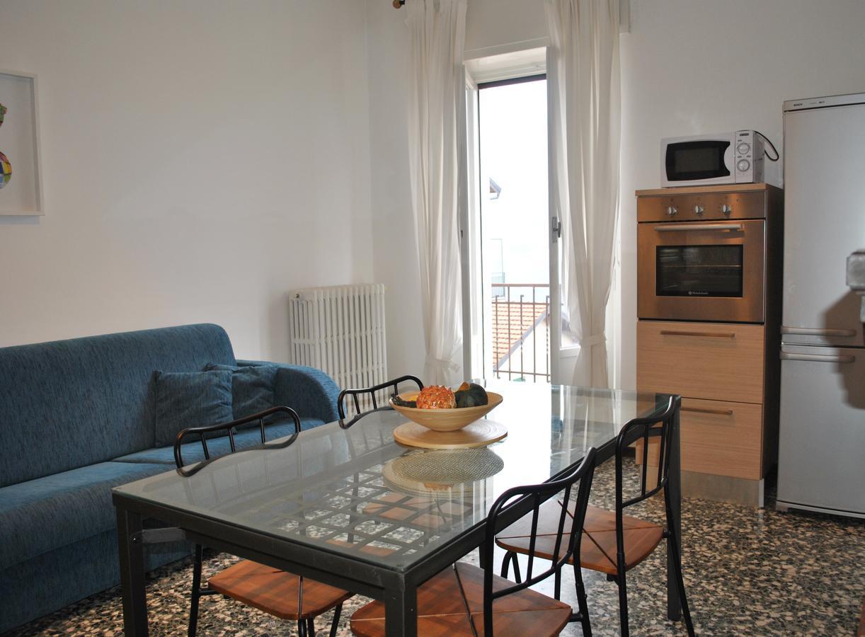 The Sweet Lake Nest Apartment Colonno Ngoại thất bức ảnh